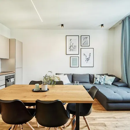 Cali & Rio Apartments By Irundo Zagabria Esterno foto